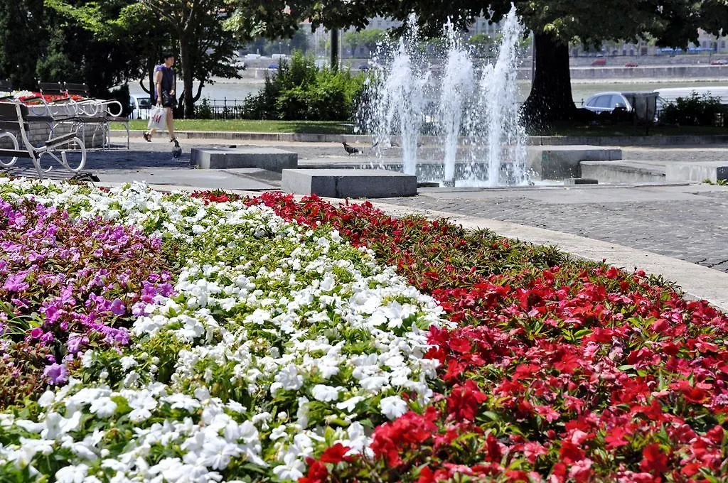 Unique Studio At The Danube With Aircon بودابست شقة